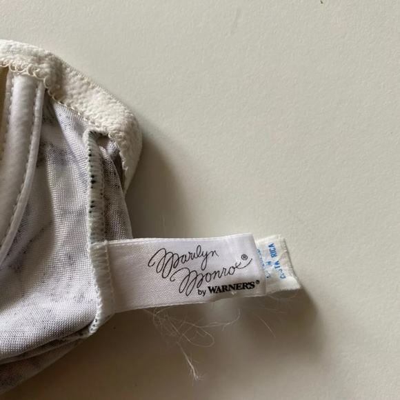 Merilyn Monroe Pajamas Dress - Picture 5 of 7